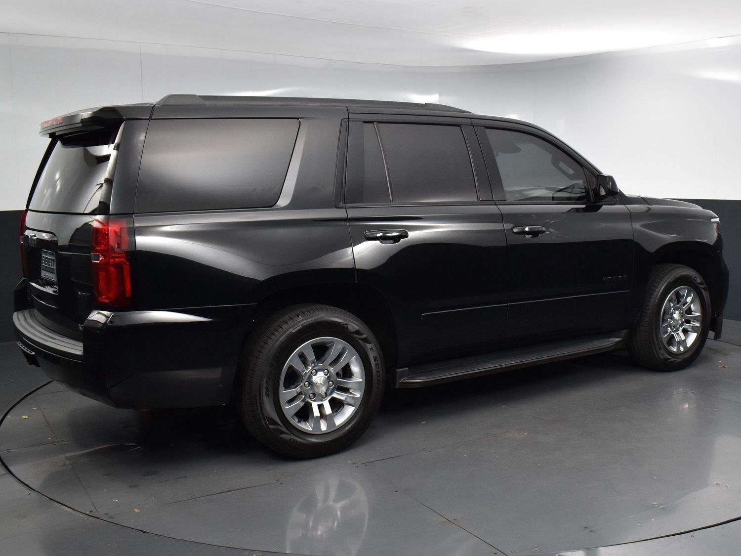 Used 2018 Black Chevrolet Premier image 7