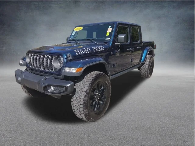 Used 2025 Blue Jeep Nighthawk image 3