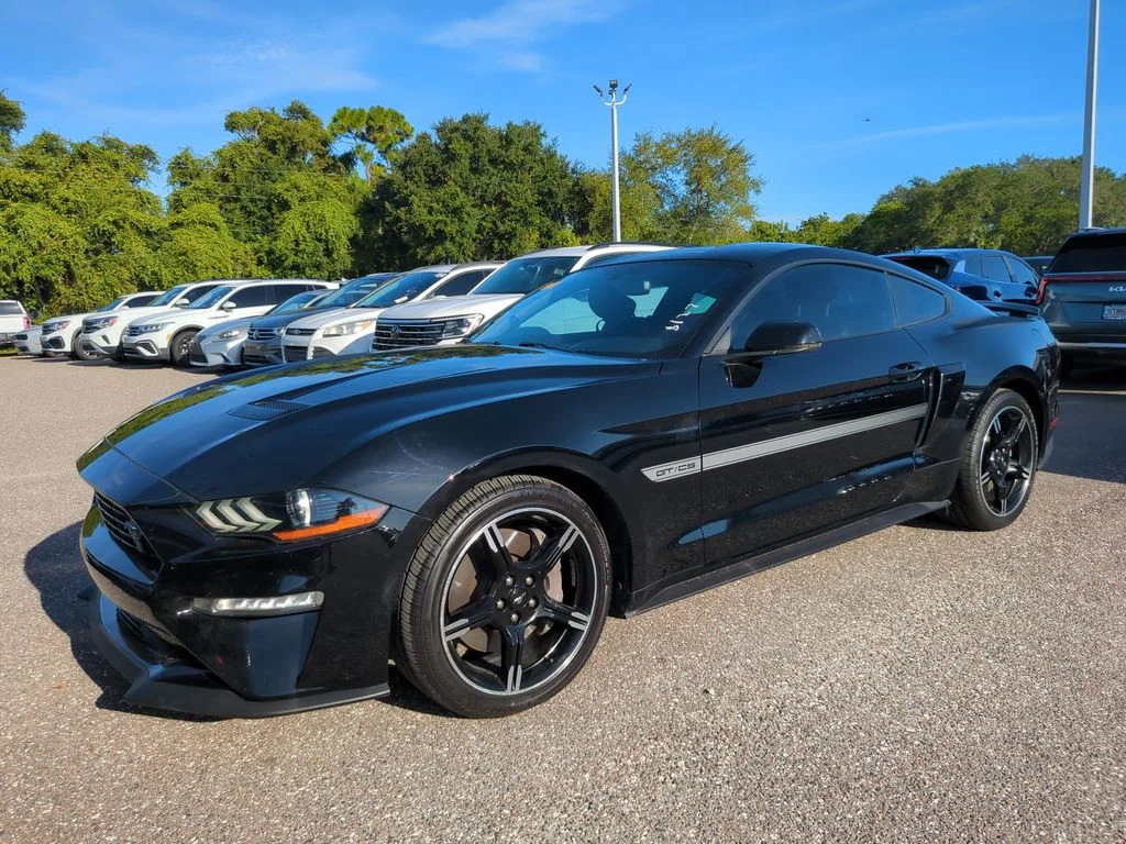 Used 2019 Black Ford GT Premium image 1