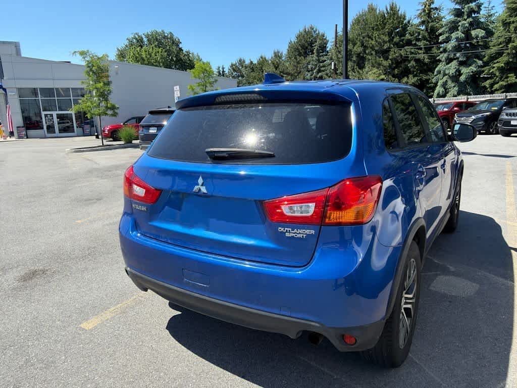 Used 2017 Octane Blue Metallic Mitsubishi ES 2.0 image 3