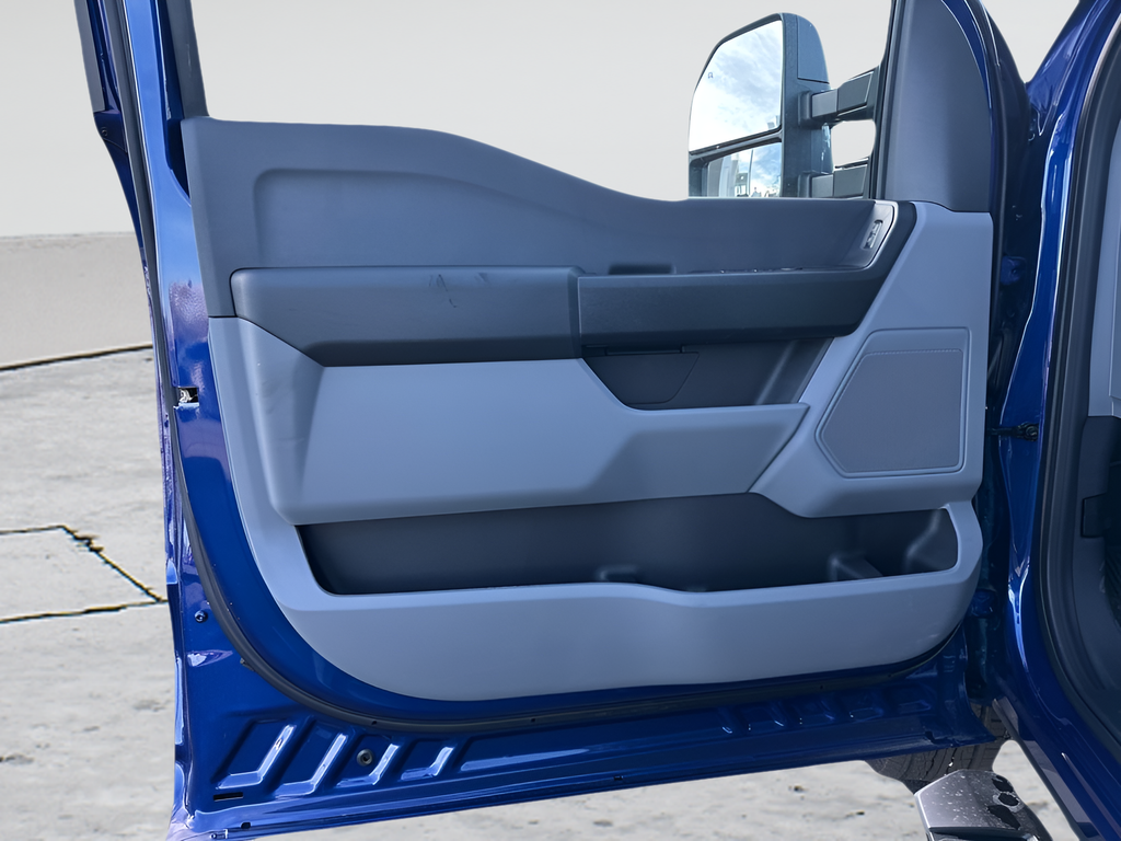 2026 Ford F-350 Super Duty XL - Photo 10