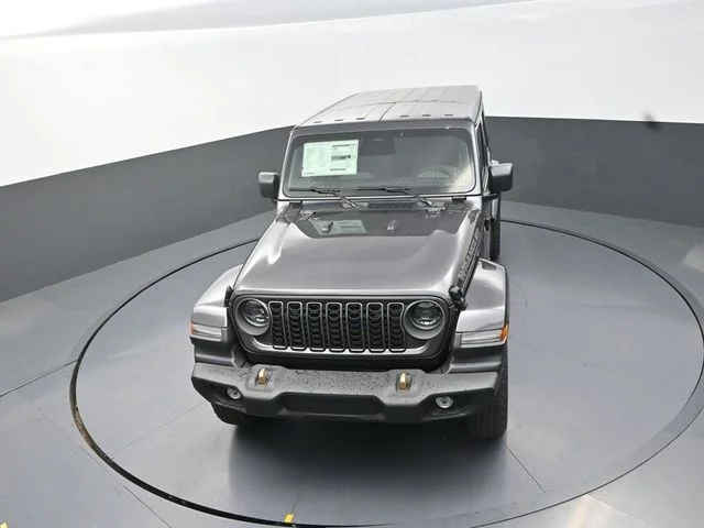 New 2026 Granite Crystal Metallic Clear-Coat Exterior Paint Jeep  image 12