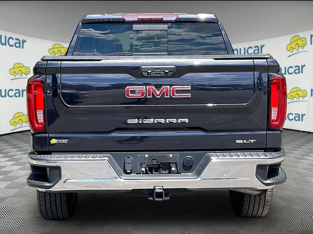 Used 2022 Silver GMC SLT image 4