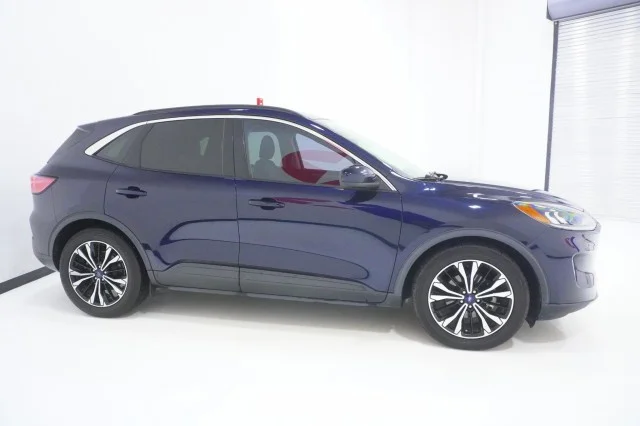 Used 2021 BLUE Ford SEL image 4