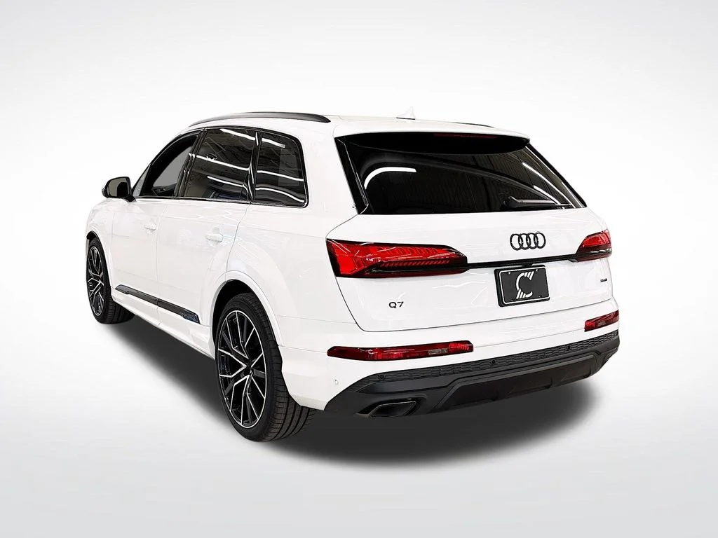 2025 Audi Q7 Premium Plus - Photo 3