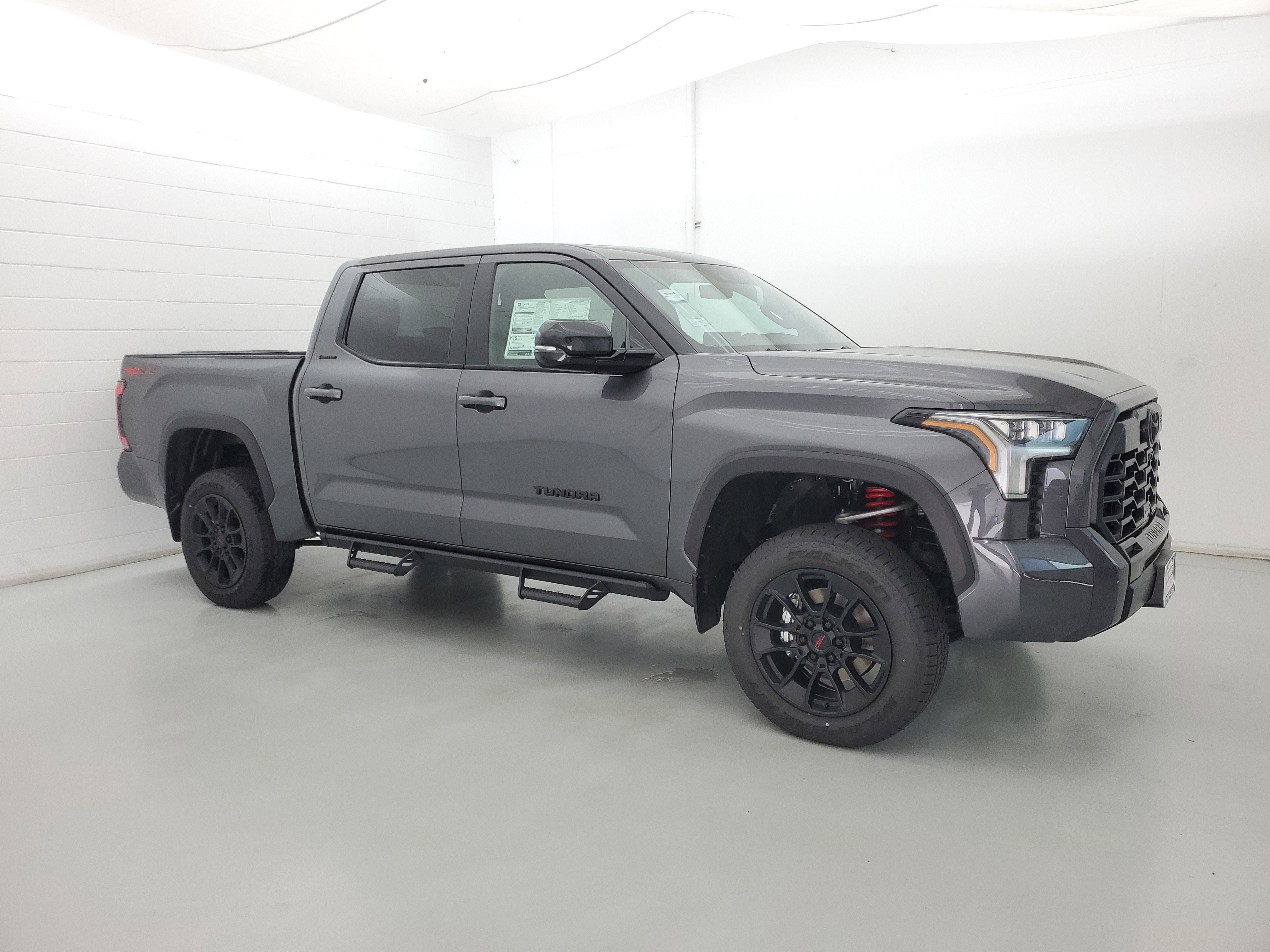 2026 Toyota Tundra Limited - Photo 4