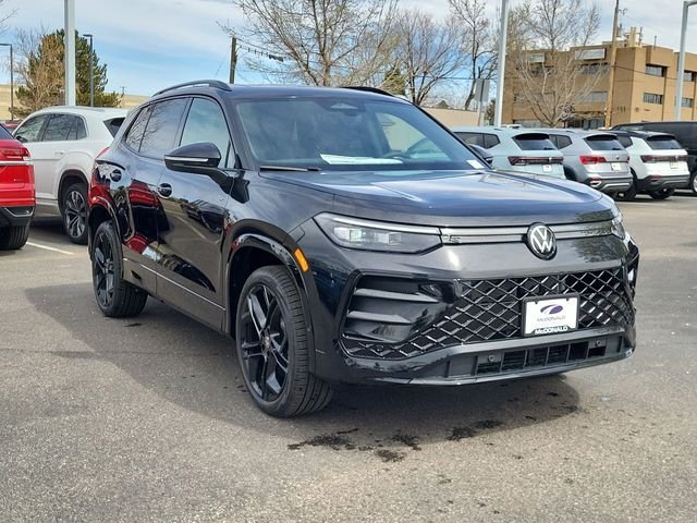New 2026  Volkswagen 2.0T SE R-Line Black image 2