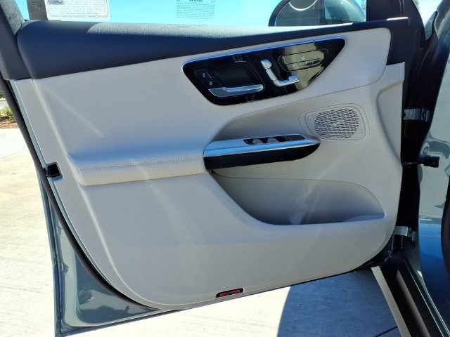 New 2027 Silver Mercedes-Benz GLC 300 image 12