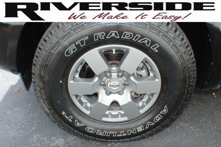 Used 2013 Super Black Nissan Desert Runner image 5