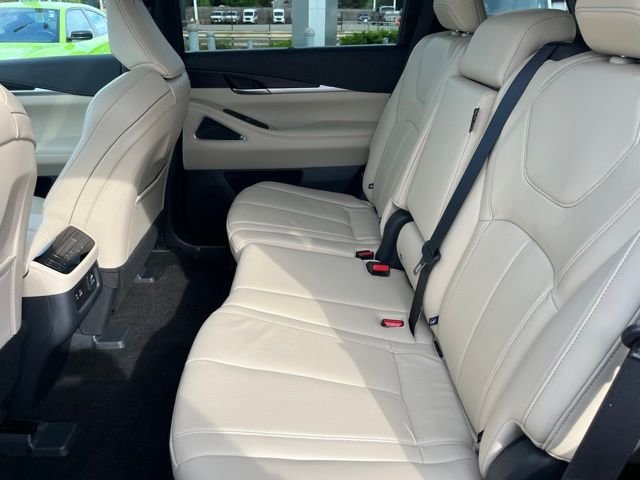 Certified Used 2025 Gray INFINITI Sensory image 12