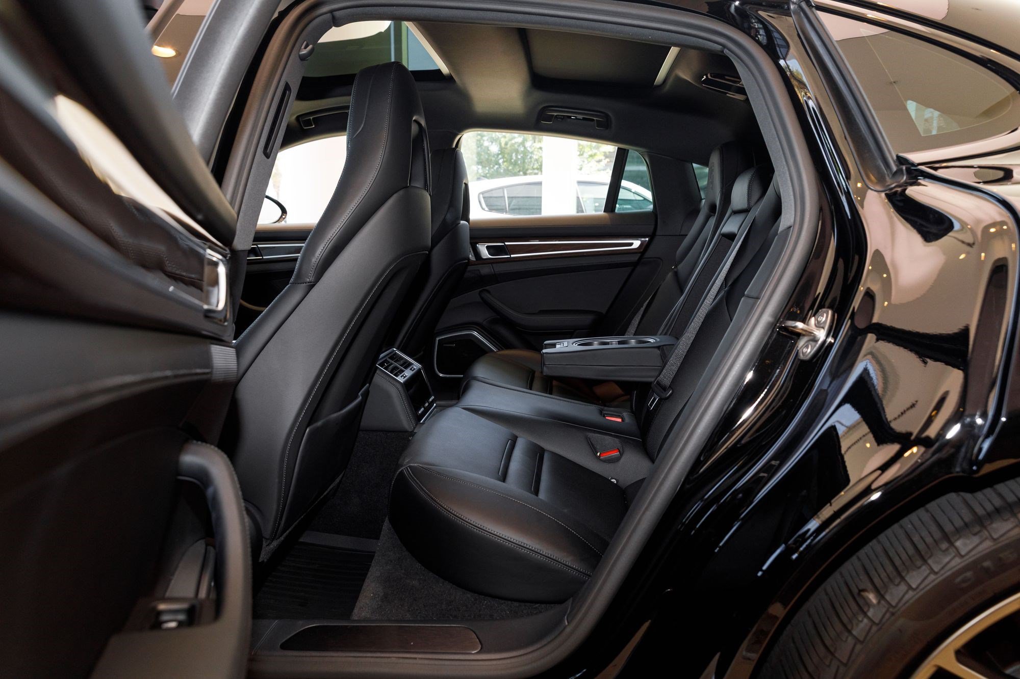 Used 2023 Black Porsche Platinum Edition image 21