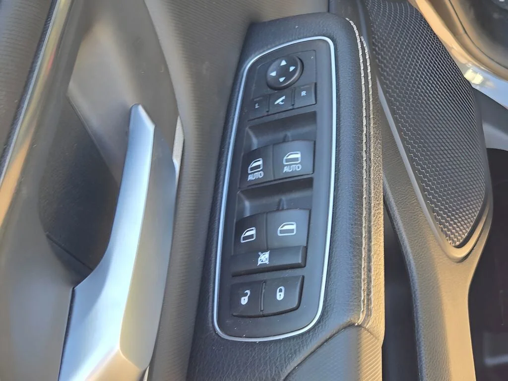 Used 2020  Ram Rebel image 20