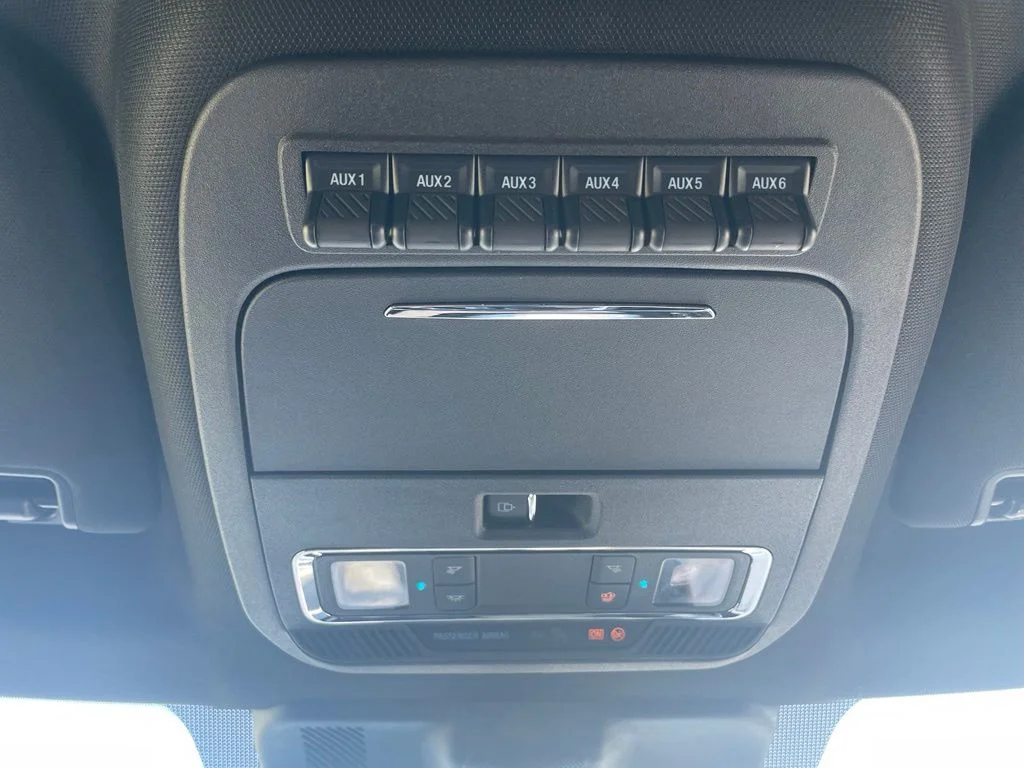 2025 Ford F-350 Super Duty Platinum - Photo 29