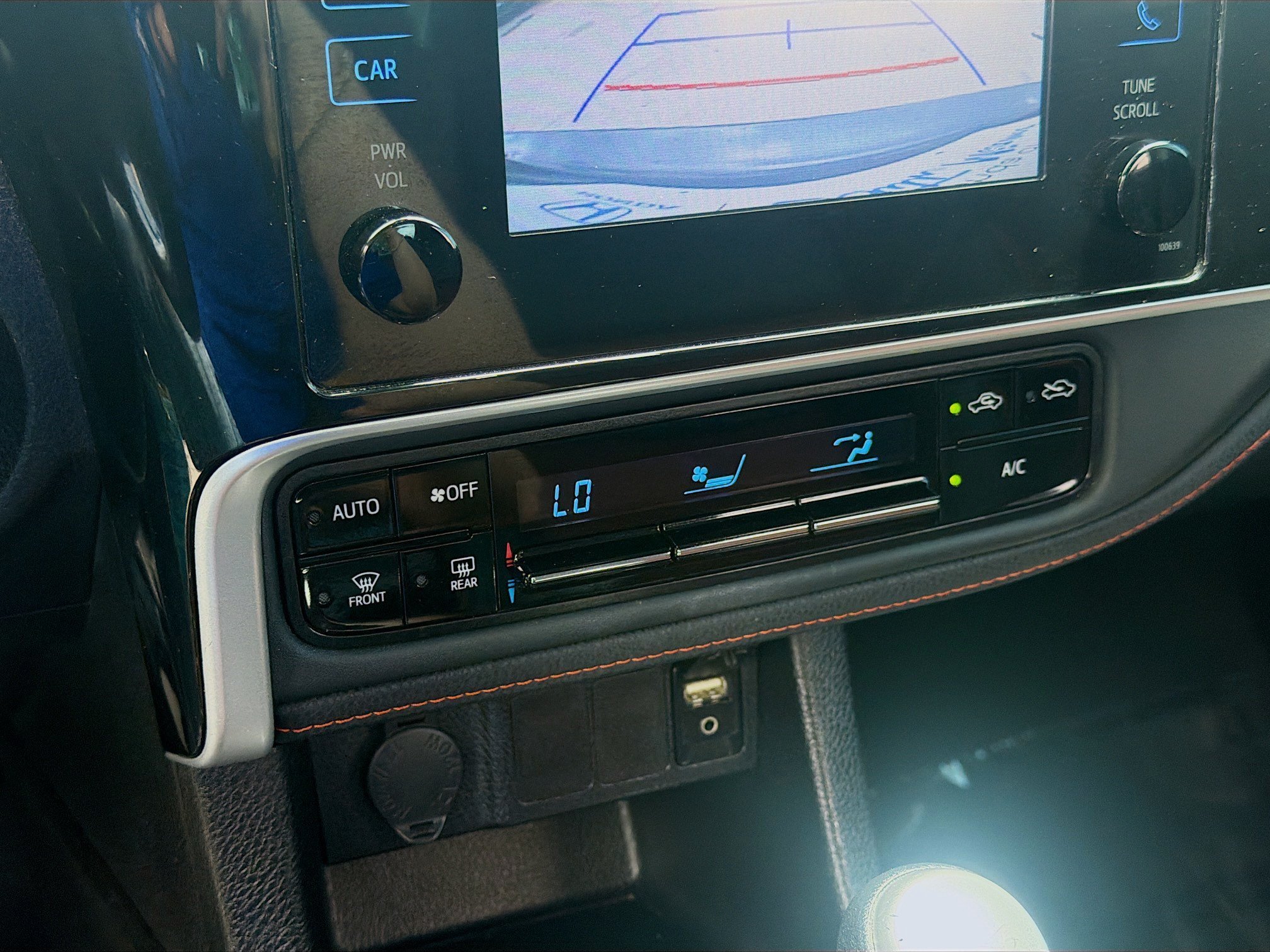 Used 2019 Slate Metallic Toyota SE image 14