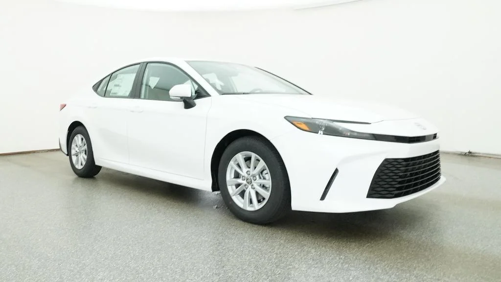 New 2026 Ice Cap Toyota LE image 9