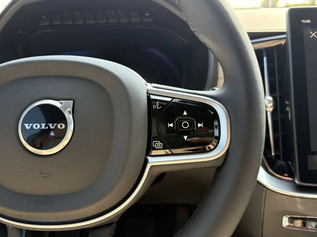 New 2026 Crystal White Volvo Core image 17