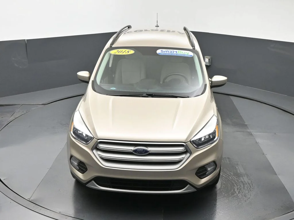 Used 2018 Gold Ford SE image 26