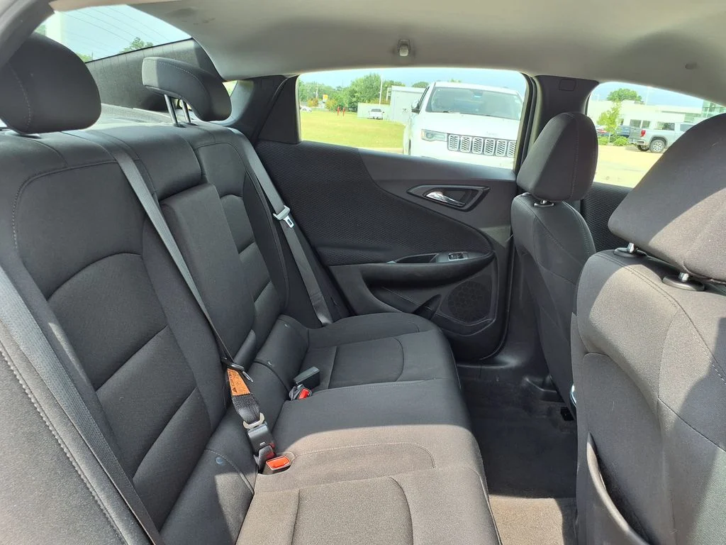 Used 2024 Gray Chevrolet LT image 21