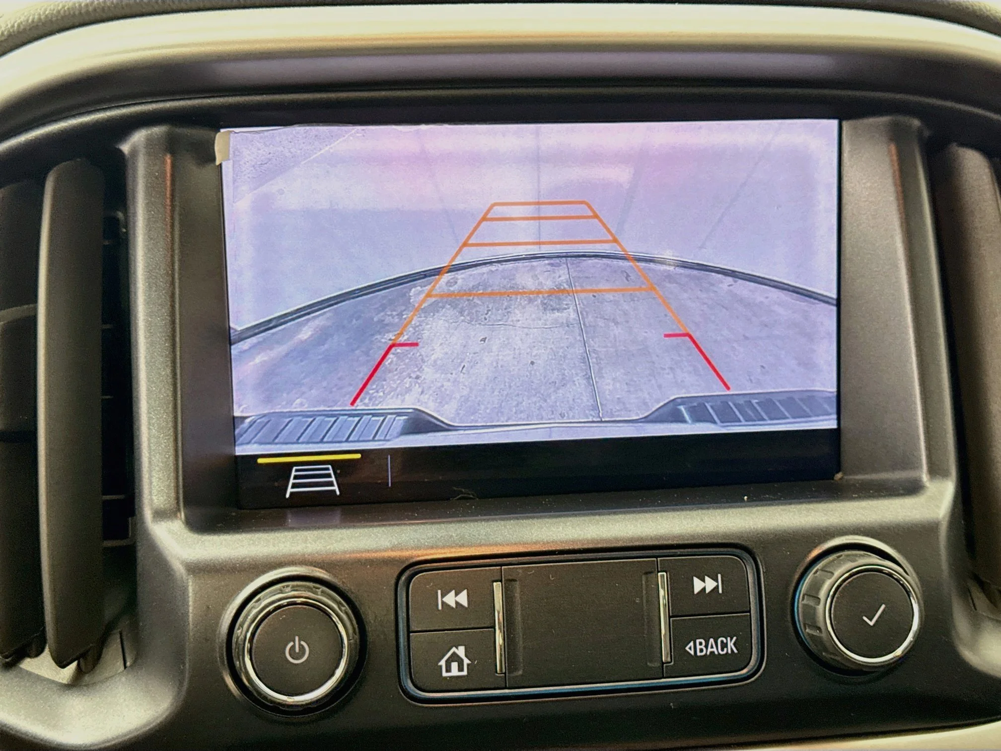 Used 2019 SHADOW GRAY METALLIC Chevrolet 2WD LT image 15