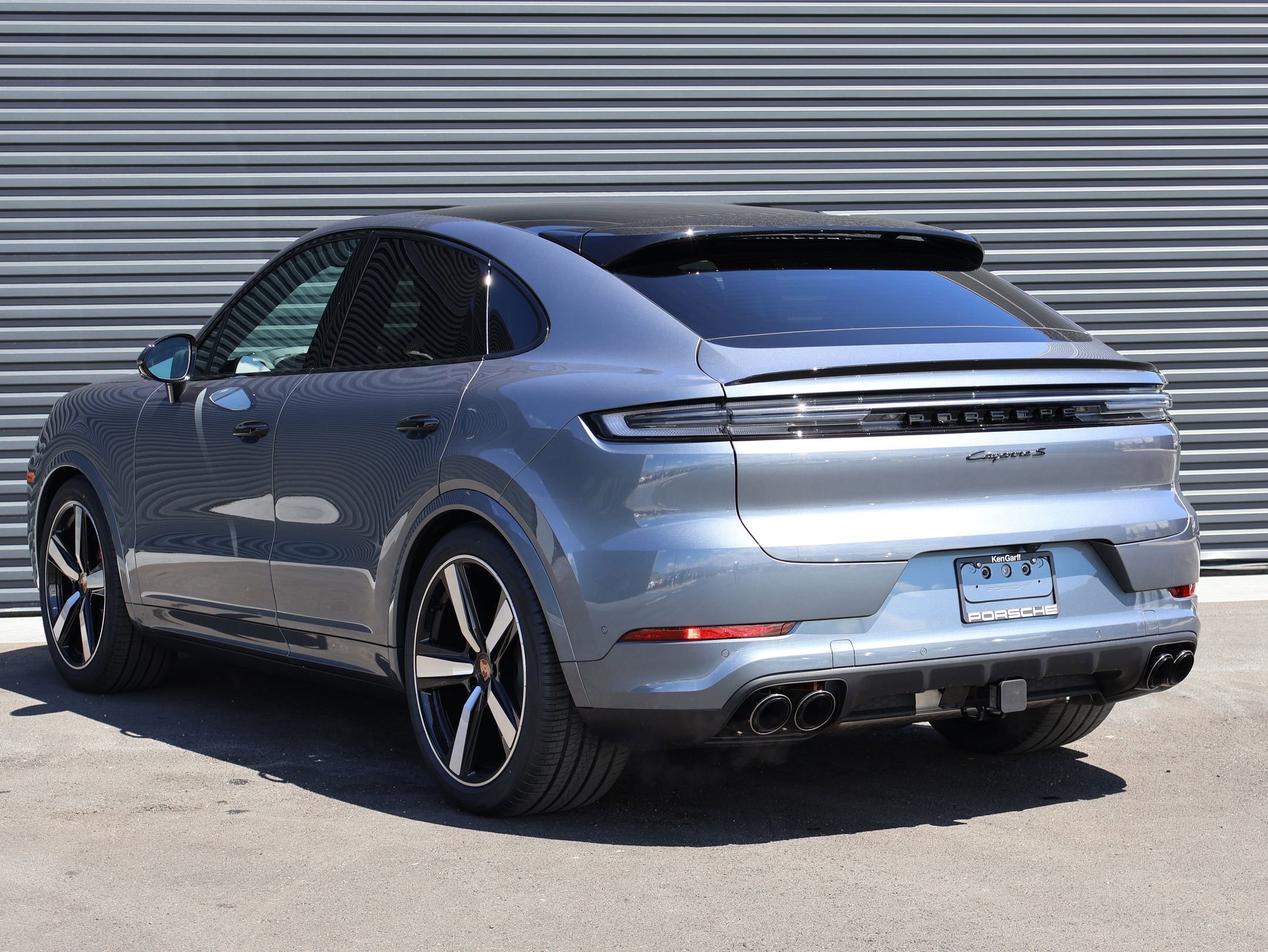 New 2026 Vanadium Grey Metallic Porsche S image 3