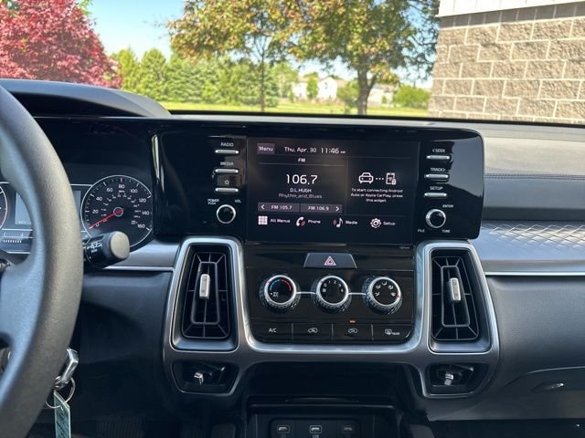 Used 2023 White Kia LX image 23