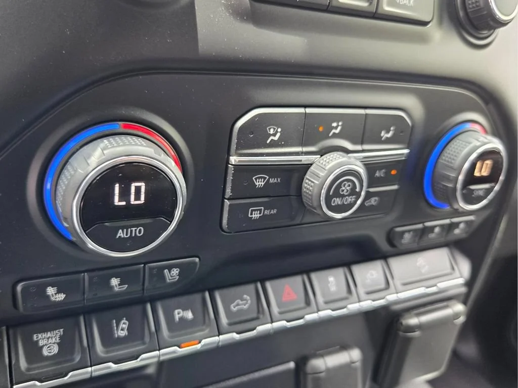Used 2020 Black Chevrolet High Country image 24