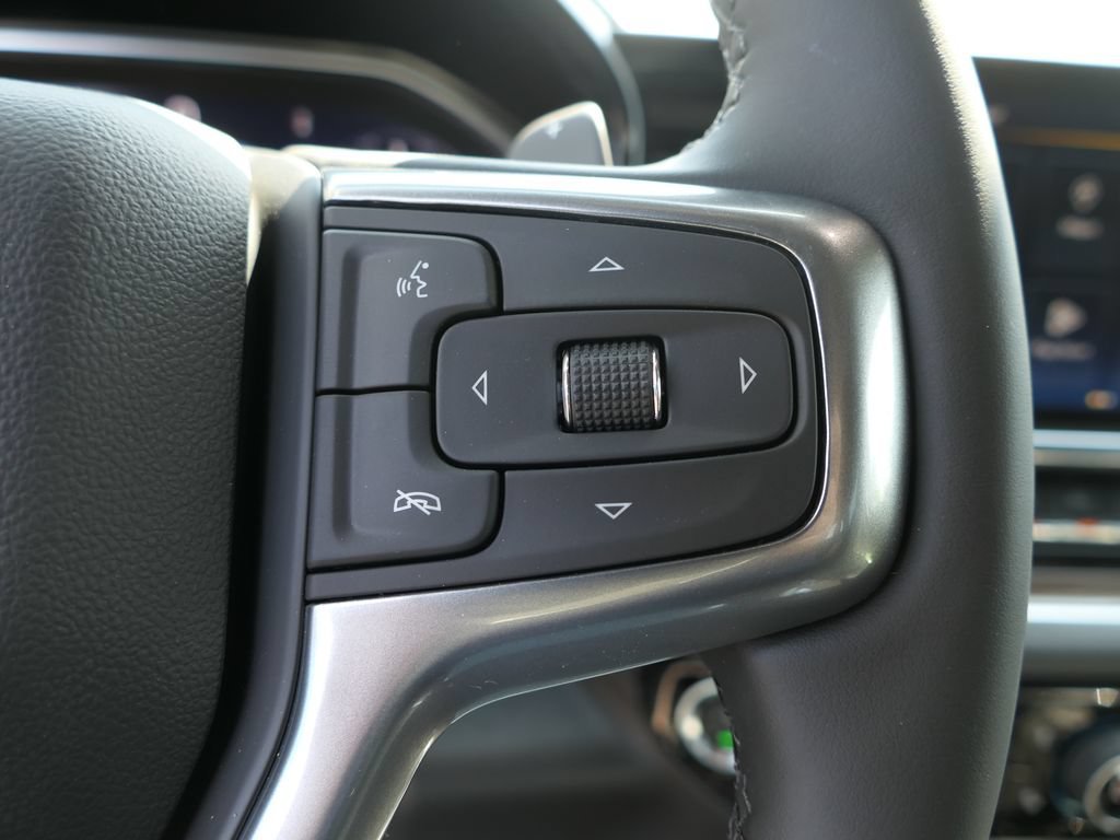 New 2026 Sterling Gray Metallic Chevrolet LT image 17