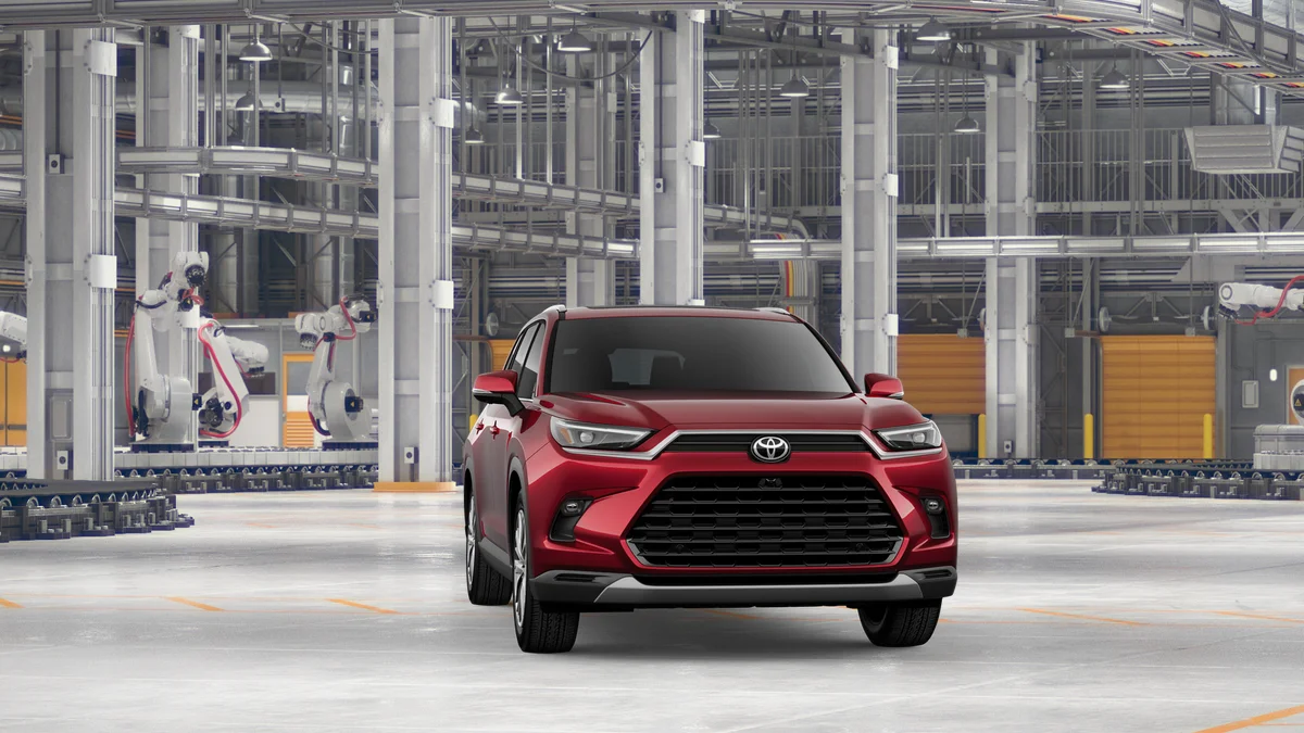 New 2026 Ruby Flare Pearl Toyota Platinum image 16