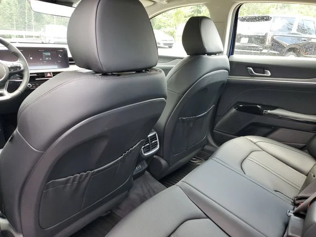2025 Kia K5 EX - Photo 8