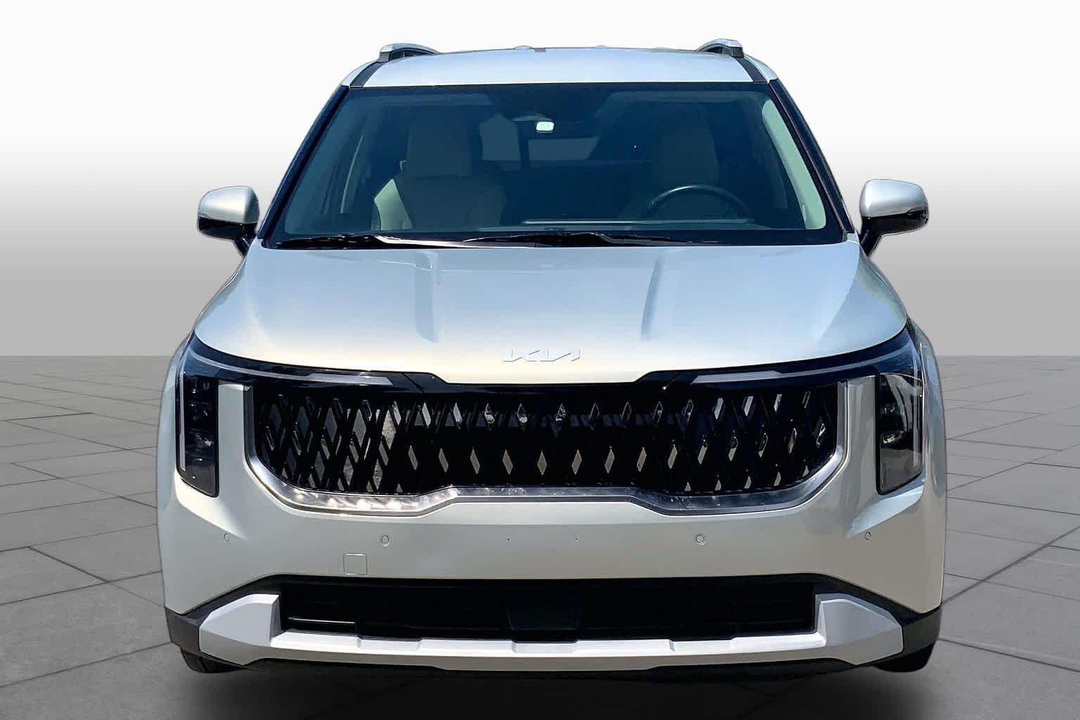Certified Pre-Owned 2025 Kia Carnival EX