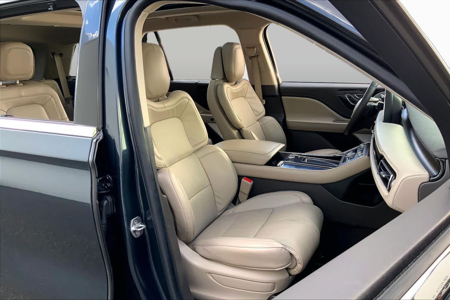 Pre-Owned 2022 Lincoln Aviator Reserve