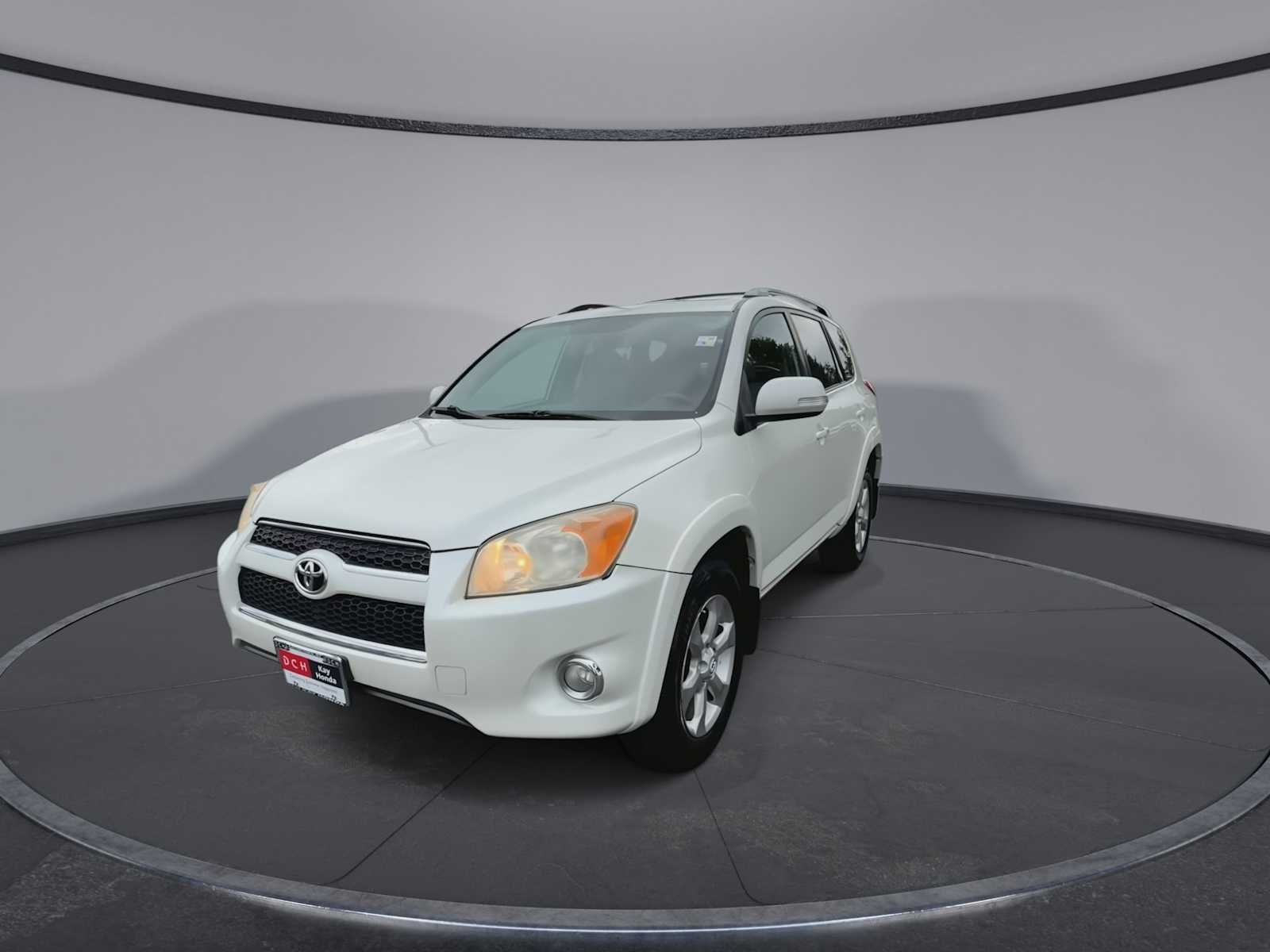 Used 2010 Blizzard Pearl Toyota Ltd image 4