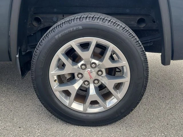 Used 2018 Gray GMC SLT image 8