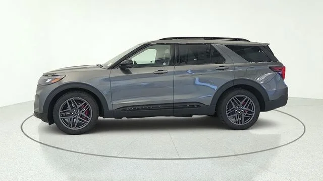 2026 Ford Explorer ST - Photo 30