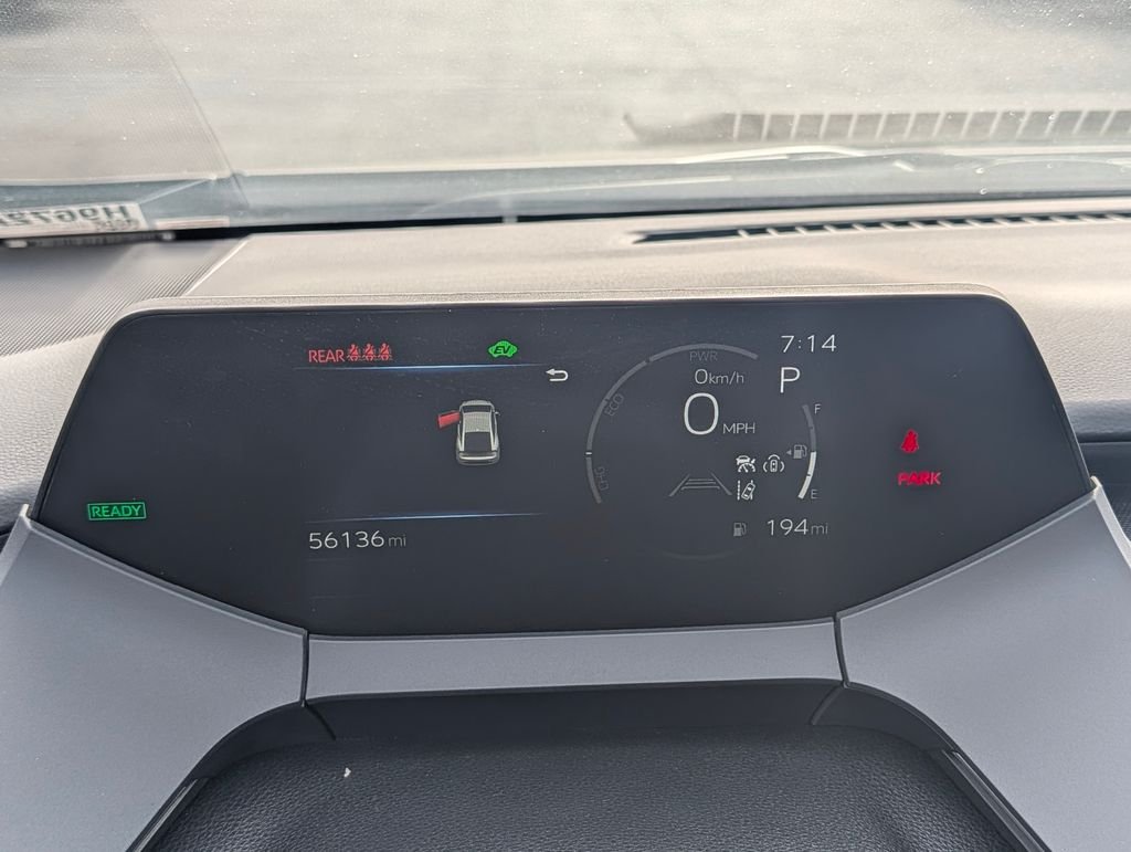 2024 Toyota Prius LE - Photo 19