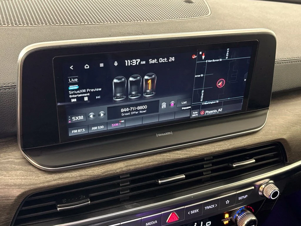 Used 2022 White Kia EX image 35