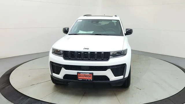 New 2026 Bright White Clear-Coat Exterior Paint Jeep Altitude image 2