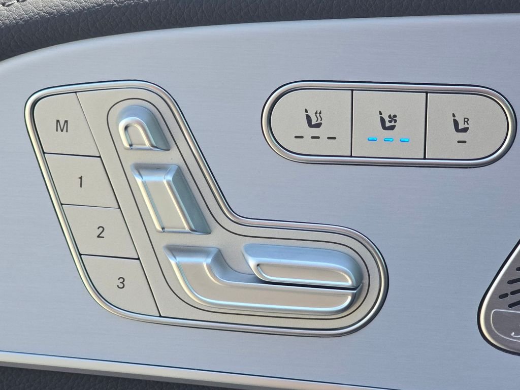 New 2026 MANUFAKTUR Alpine Grey Mercedes-Benz GLS 450 image 6