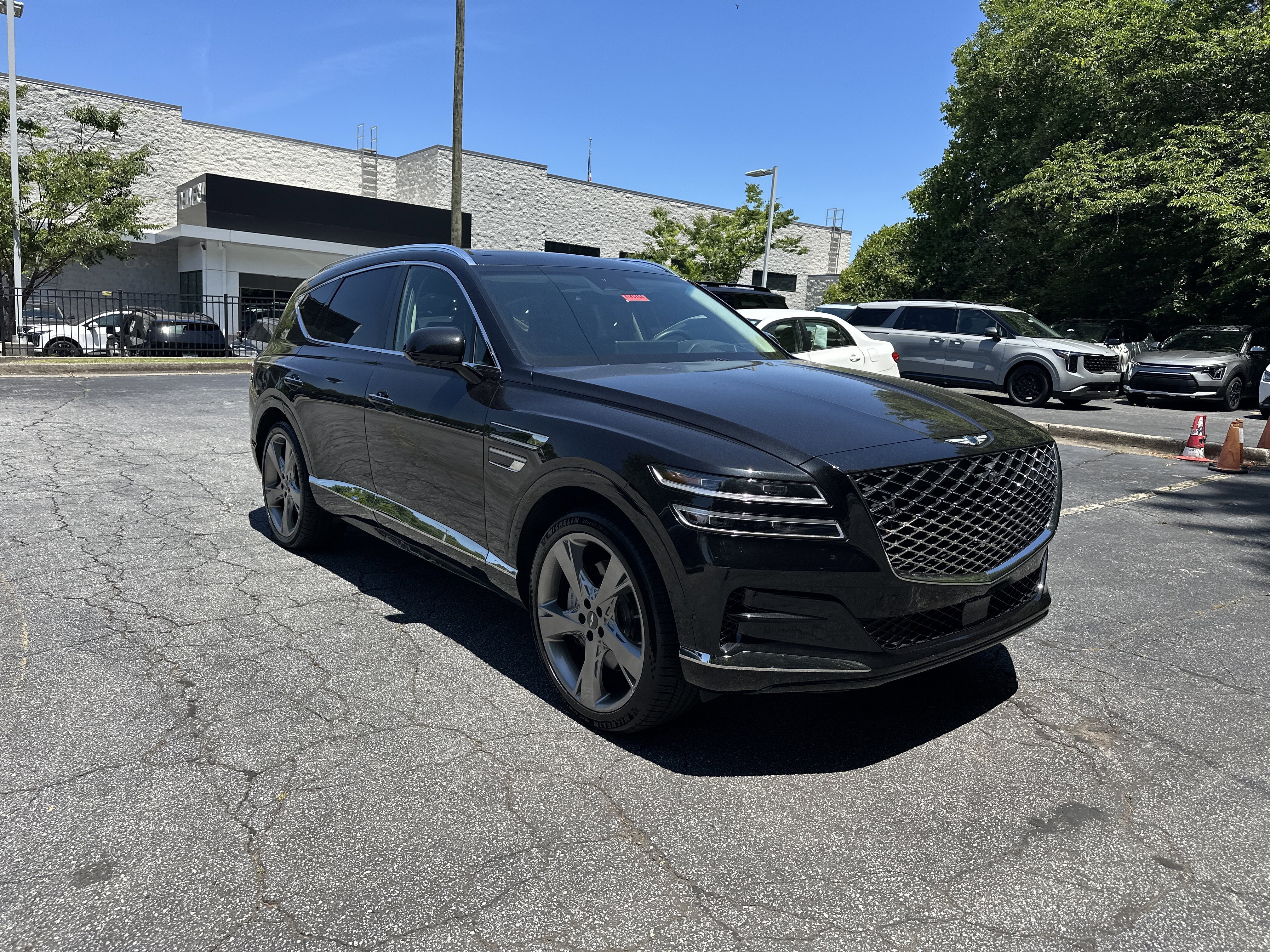 Used 2021 Vik Black Genesis 3.5T Prestige image 4
