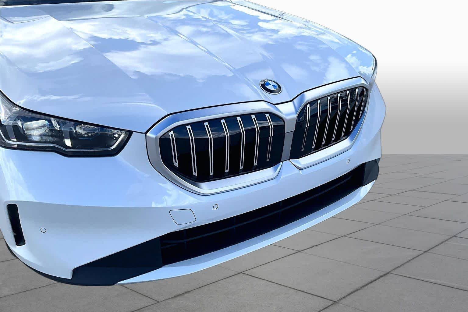 Used 2026 Mineral White Metallic BMW 530i image 29