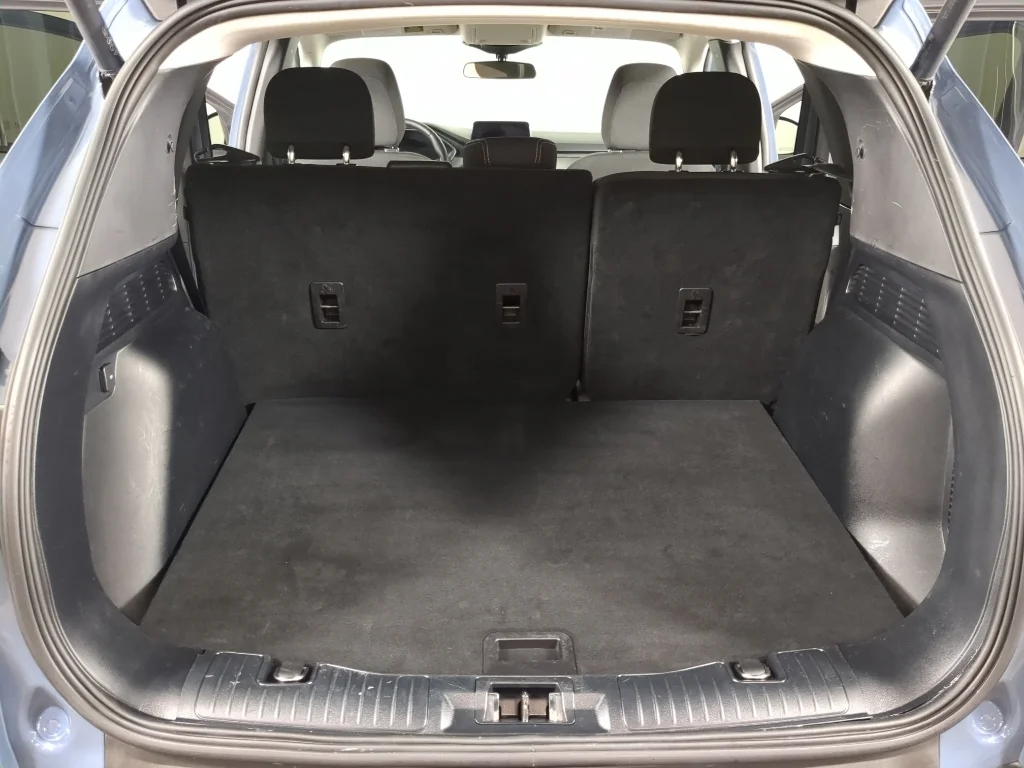 Used 2023 Blue Ford Active image 17