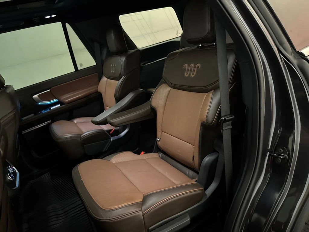 Certified Used 2025 Gray Ford King Ranch image 36