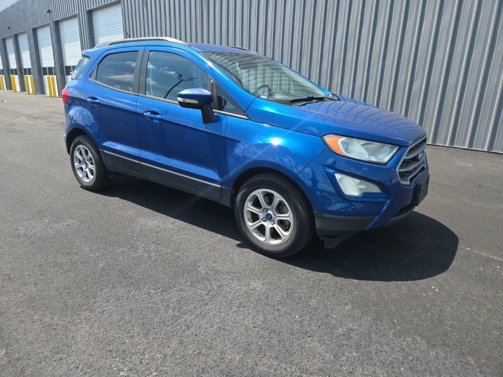 Used 2018 Blue Ford SE image 18