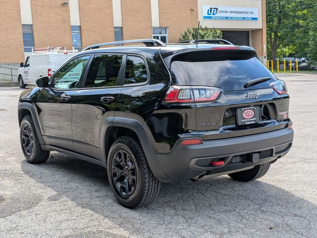 Used 2022 Black Jeep Trailhawk image 8