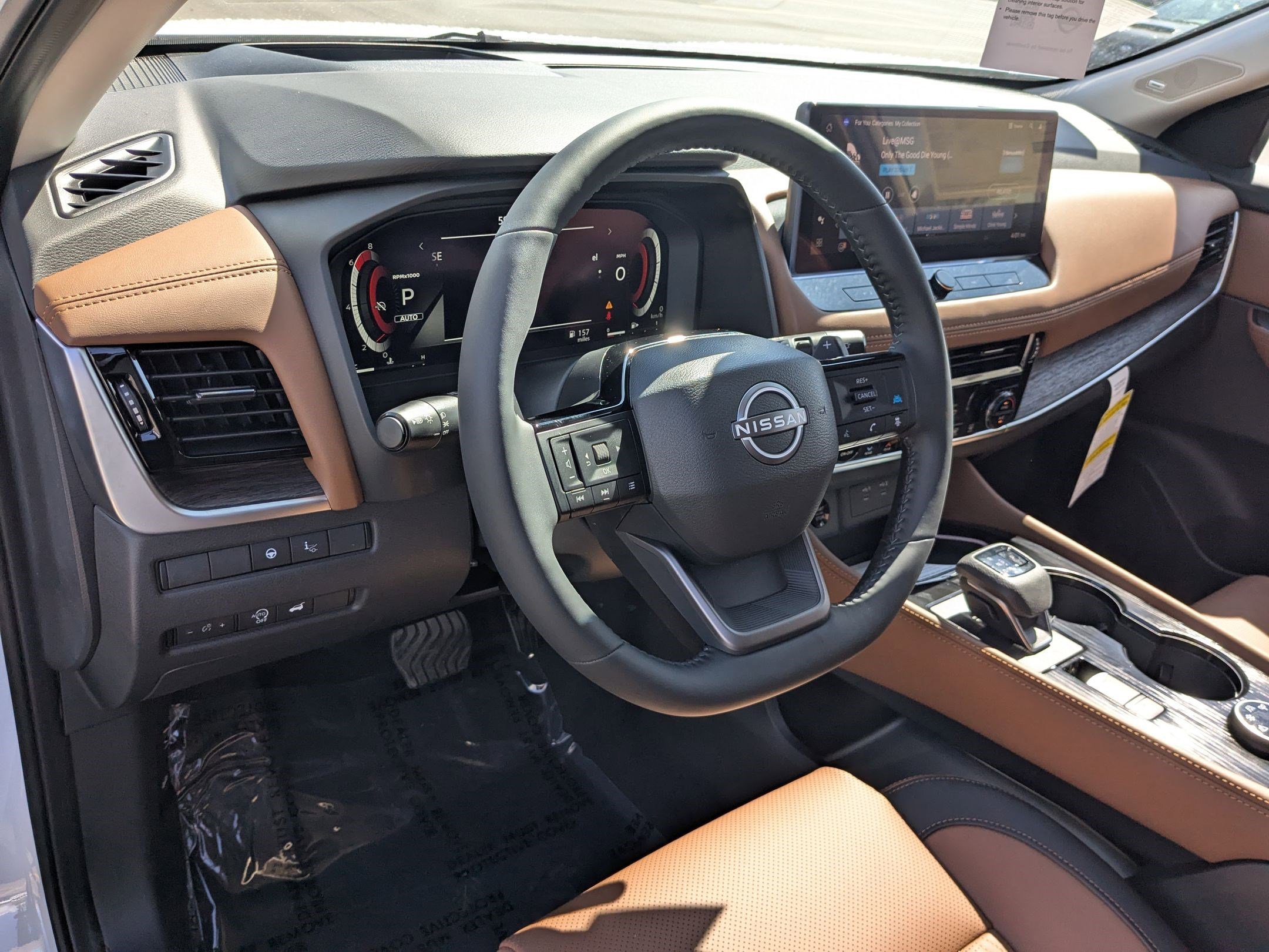 New 2026 Everest White Pearl Tricoat Nissan Platinum image 10