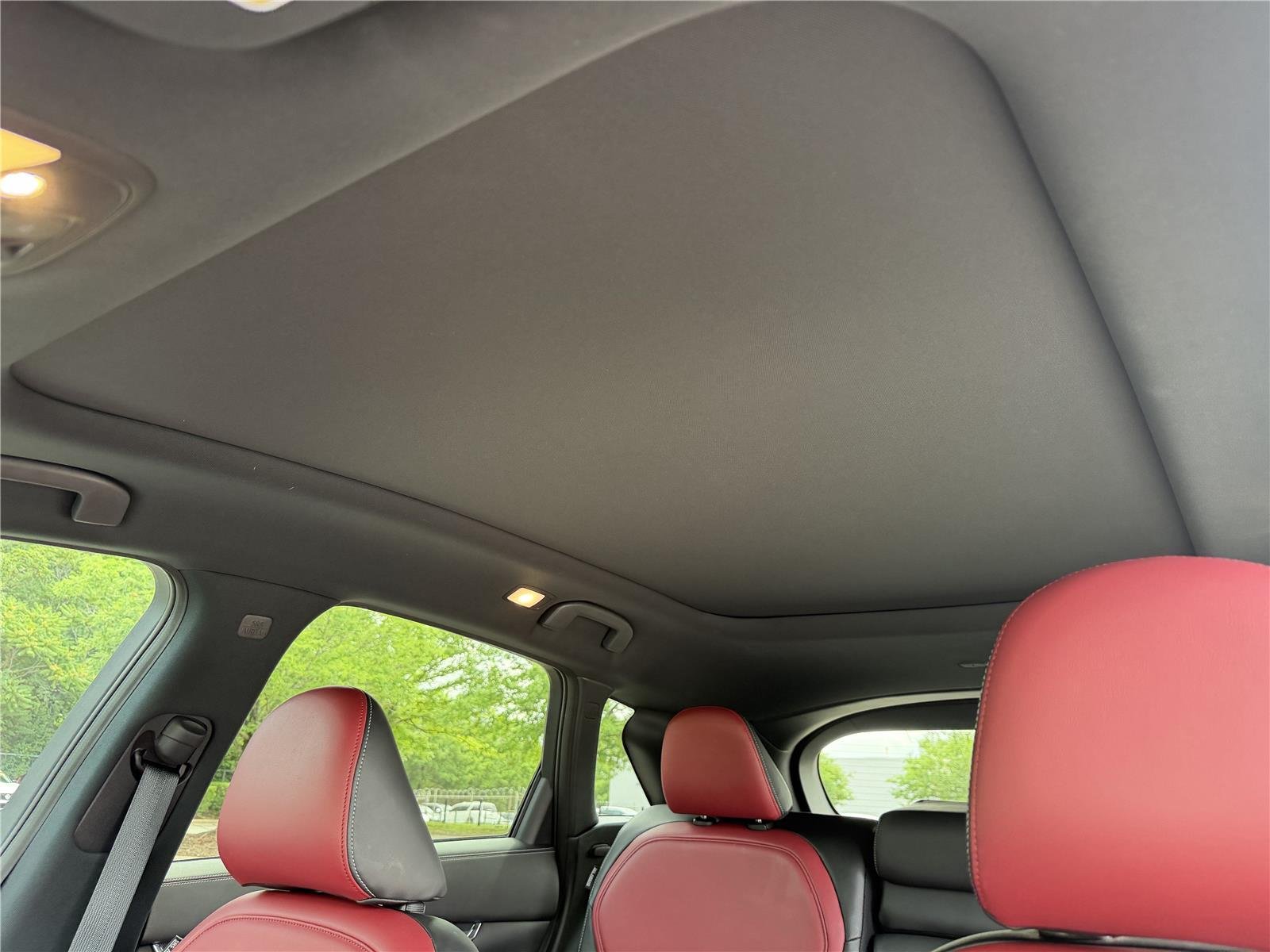 Used 2023  INFINITI SPORT image 4