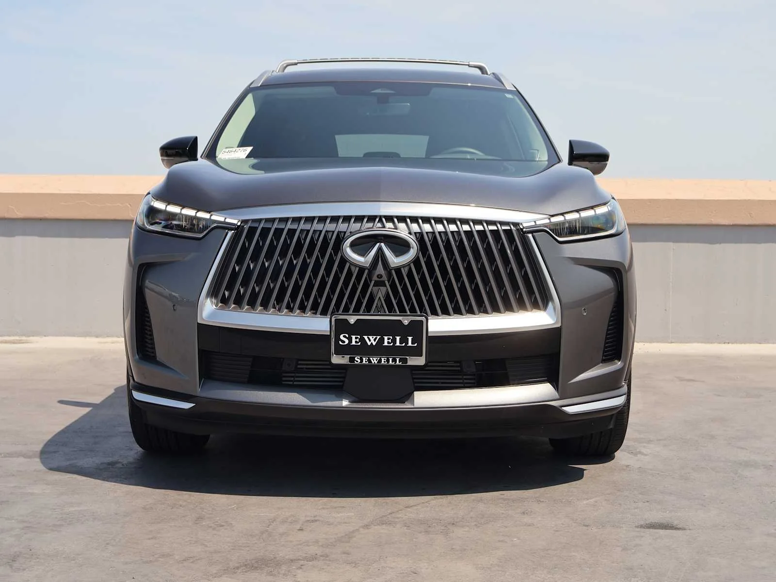Certified Used 2026 Graphite Shadow INFINITI LUXE image 2