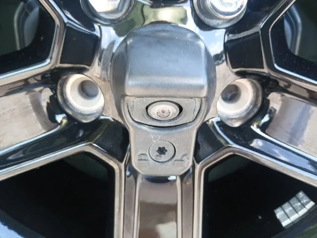 Used 2023 Green Jeep Sport image 5