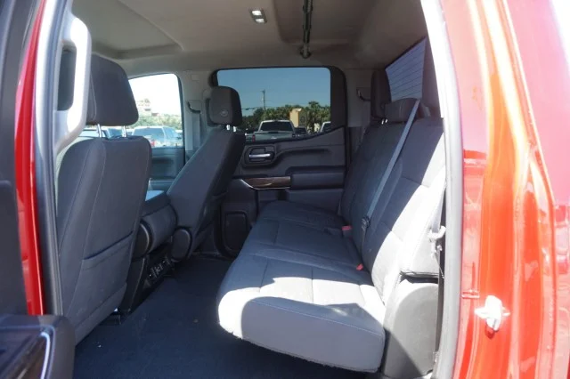Used 2021 RED GMC SLE image 18