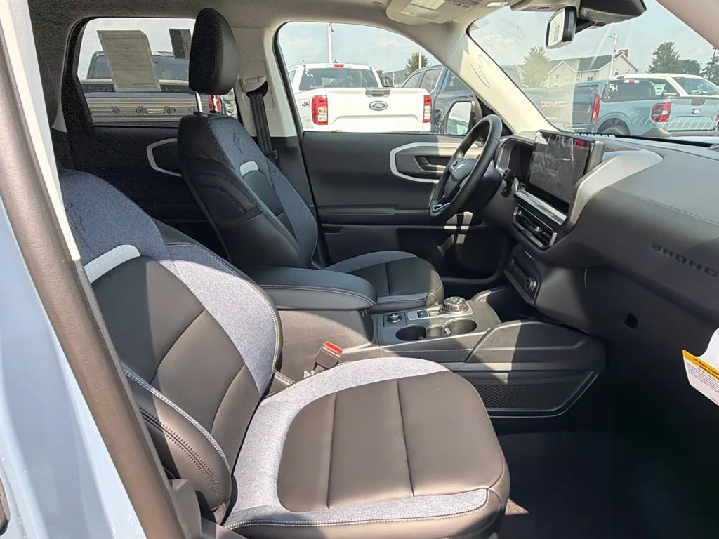 New 2026 Azure Gray Metallic Tri-Coat Ford Outer Banks® image 40